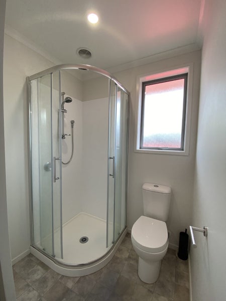 27 Normandy Avenue, Melville, Hamilton - Carousel 6