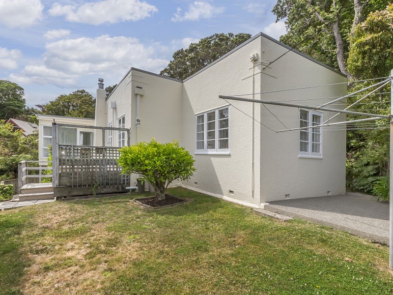 70 Cecil Road, Wadestown, Wellington - Carousel 1