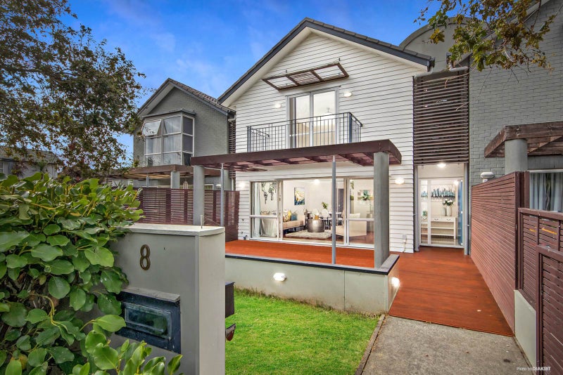 8 The Track, Takanini, Auckland - Carousel 1