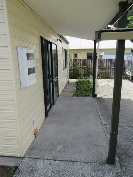 9 Clayton Road, Manurewa, Auckland - Carousel 2