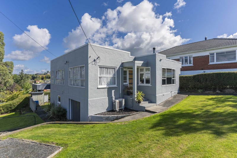 16 Abbotsford Road, Green Island, Dunedin - Carousel 1