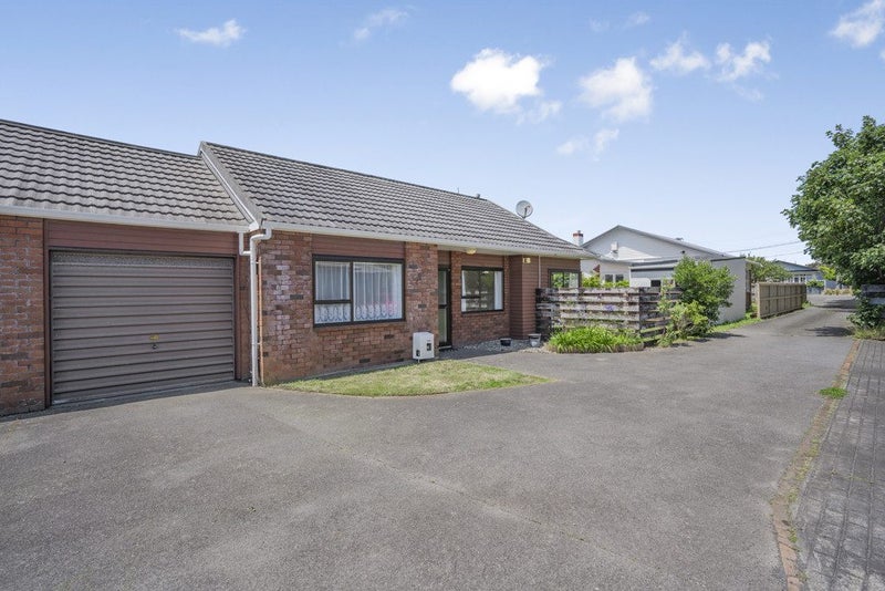 37B Heretaunga Street, Petone, Lower Hutt - Carousel 1