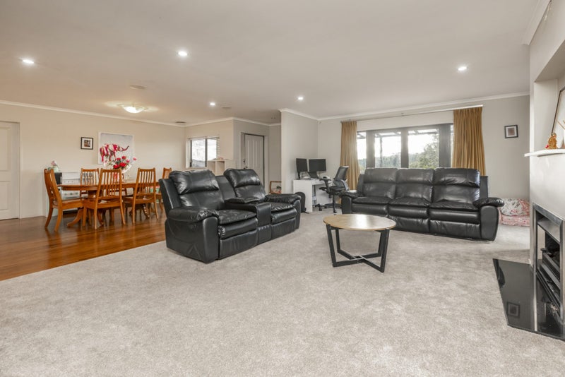 20 Henry Partington Place, Greenhithe, Auckland - Carousel 2