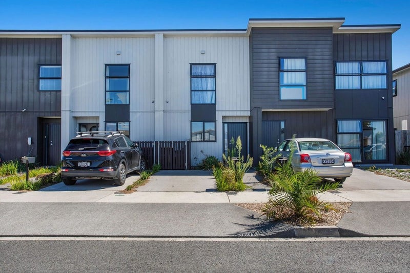 21A Ventura Street, Mangere, Auckland - Carousel 1