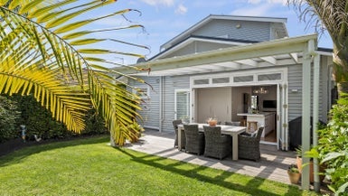 33 Fife Street, Westmere, Auckland - Carousel 1