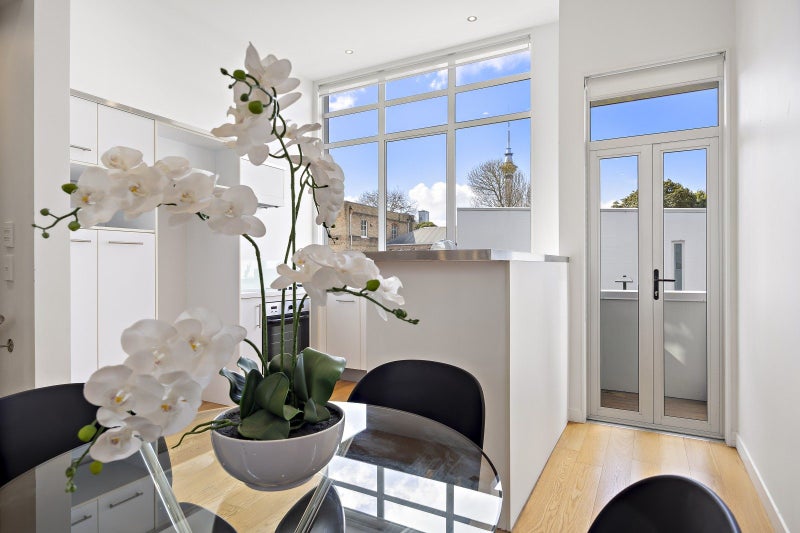 6 Telpher Street, Freemans Bay, Auckland - Carousel 2