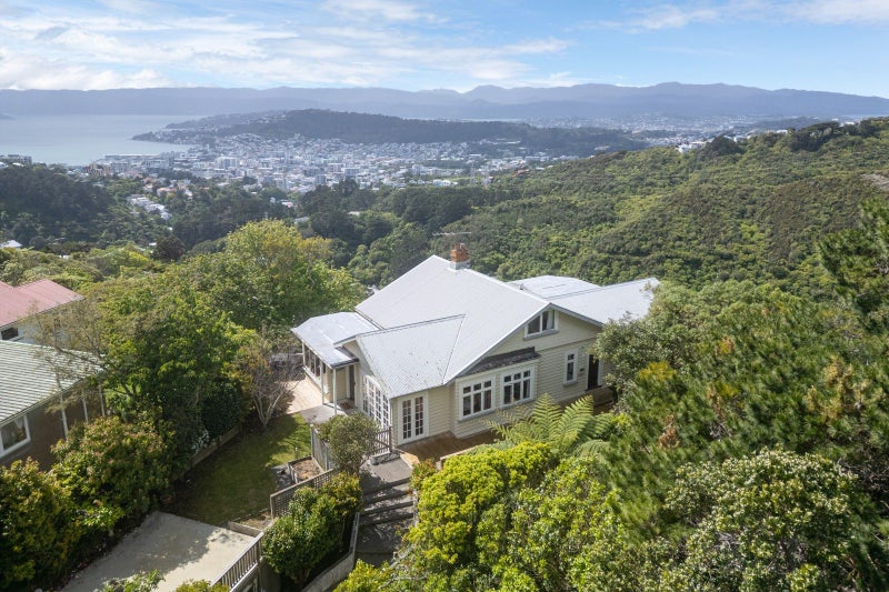 67 Highbury Road, Highbury, Wellington - Carousel 1