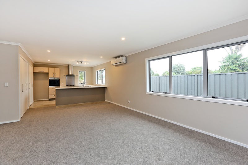 2A Oliphant Place, Raureka, Hastings - Carousel 2