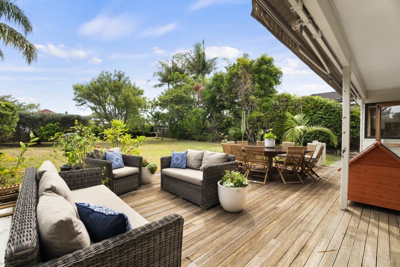 16 Colchester Avenue, Glendowie, Auckland - Carousel 2