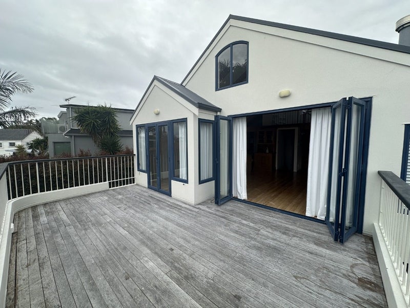 31A Godden Crescent, Mission Bay, Auckland - Carousel 2