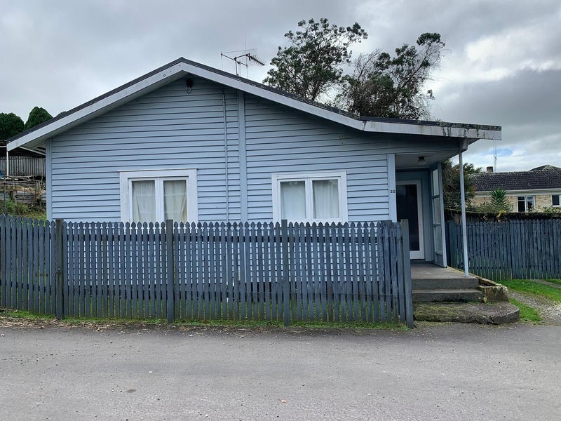 22 Matai Street, Maeroa, Hamilton - Carousel 1