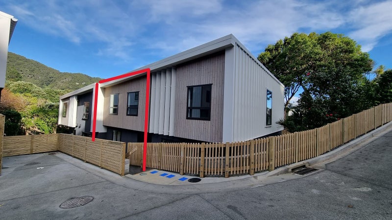 4B Ferry Road, Days Bay, Lower Hutt - Carousel 1