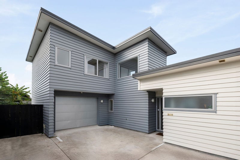 3/11 Crosher Place, Silverdale, Hamilton - Carousel 1