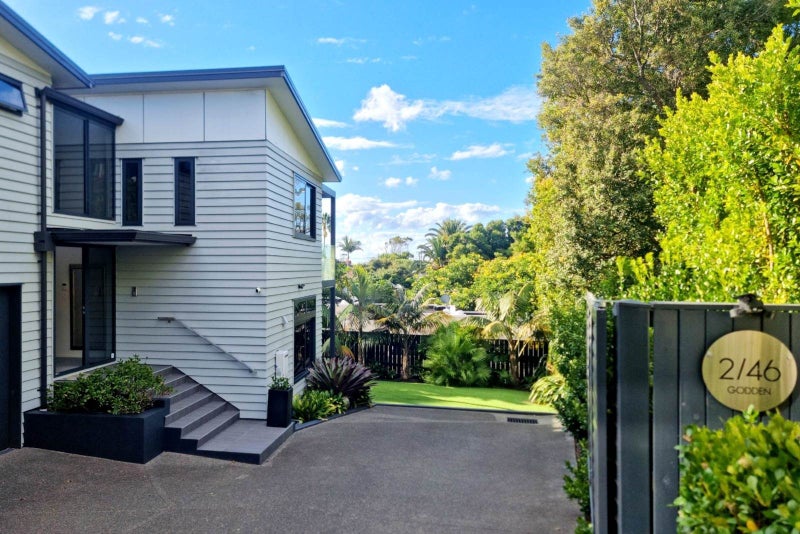 2/46 Godden Crescent, Mission Bay, Auckland - Carousel 1