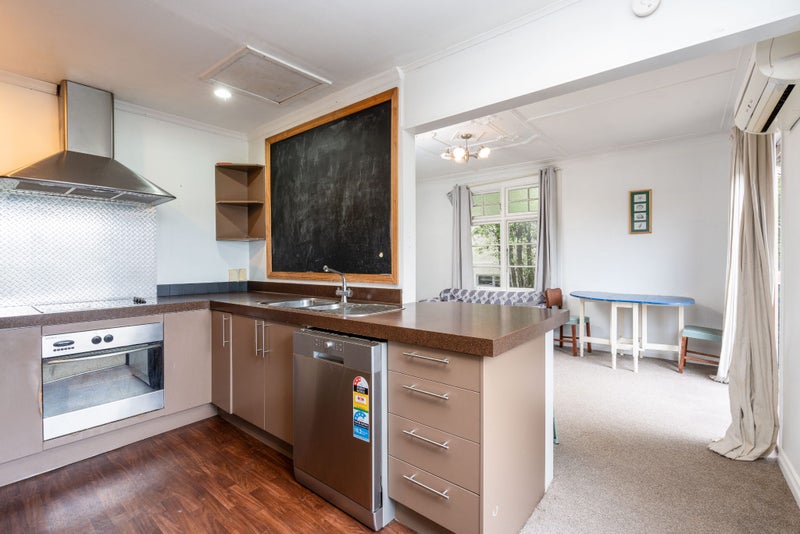 117 Evans Street, Opoho, Dunedin - Carousel 2