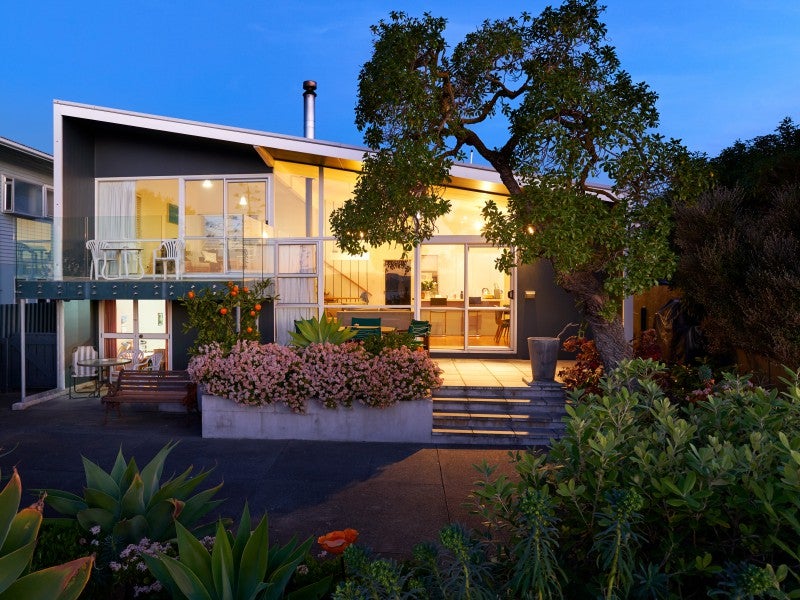 3 Whakarire Avenue, Westshore, Napier - Carousel 1