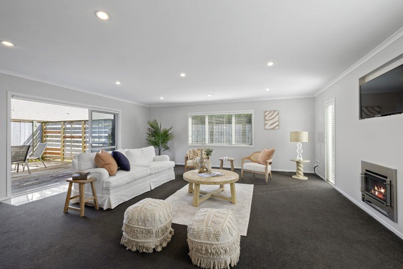 20 Fernbrook Drive, Hurworth - Carousel 2