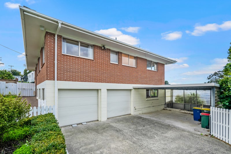 26 Masterton Road, Rothesay Bay, Auckland - Carousel 30