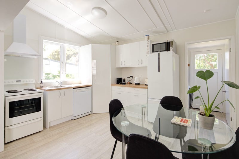 53 Owen Street, Newtown, Wellington - Carousel 1