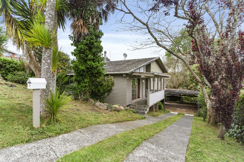 24 Morriggia Place, Bayview, Auckland - Carousel 1