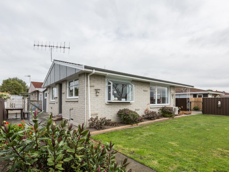 1/408 Avenue Road West, Saint Leonards, Hastings - Carousel 1