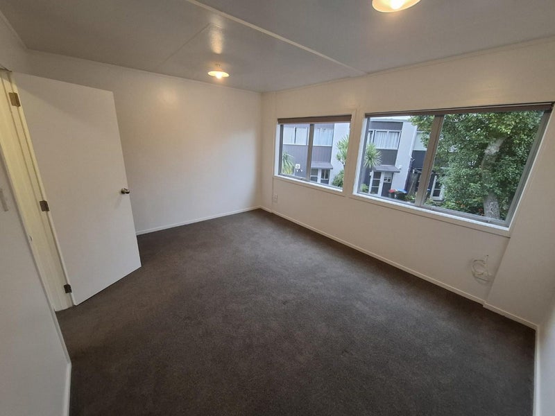 18/10 George Street, Mount Eden, Auckland - Carousel 22