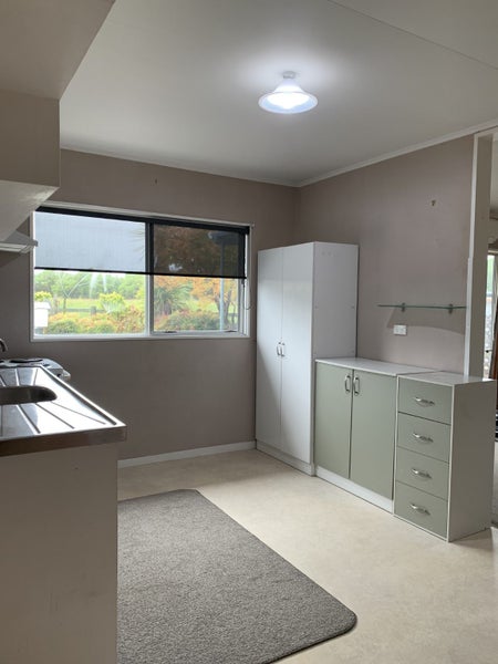 8 Ripon Place, Tamatea, Napier - Carousel 2