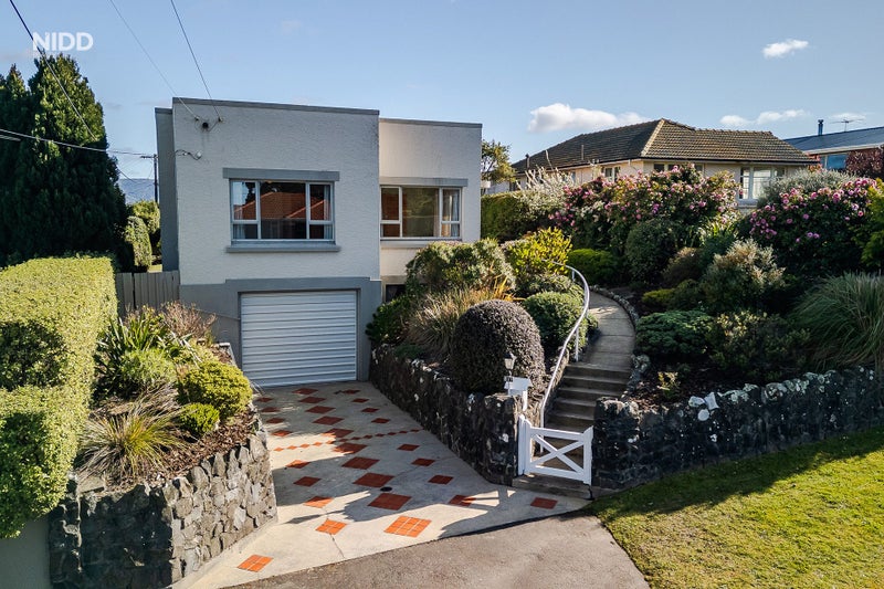 217 Highcliff Road, Shiel Hill, Dunedin - Carousel 25