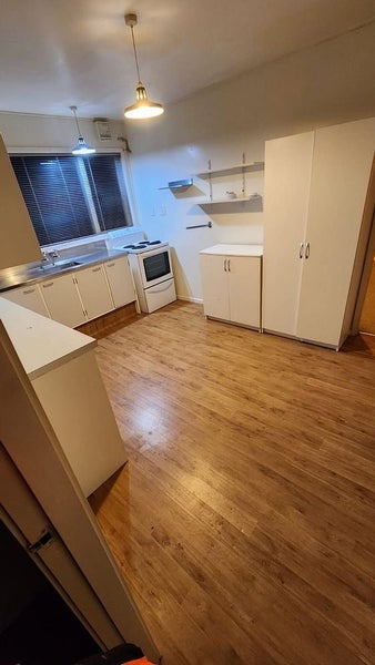 4 Seon Place, Clouston Park, Upper Hutt - Carousel 1