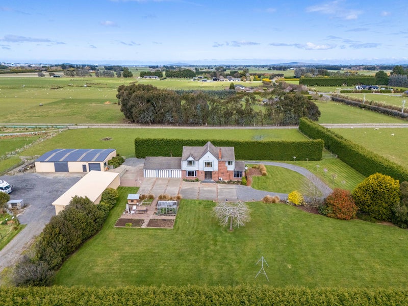 268 West Plains School Road, West Plains - Carousel 2