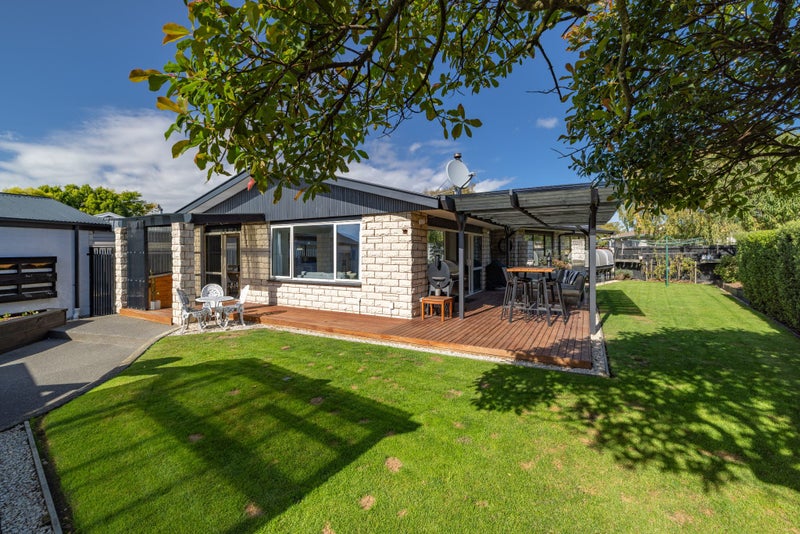 7 Tahi Place, Belfast, Christchurch - Carousel 1