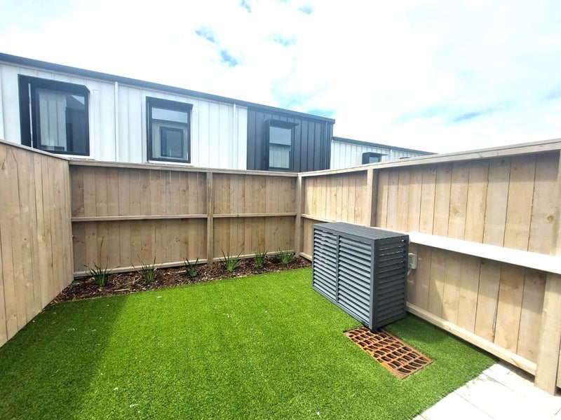105 Hadlow Terrace, Grey Lynn, Auckland - Carousel 11