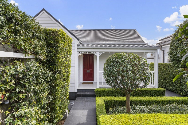 12 Gunson Street, Freemans Bay, Auckland - Carousel 1