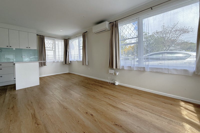 6/33 Kitchener RD, Sandringham, Auckland - Carousel 2