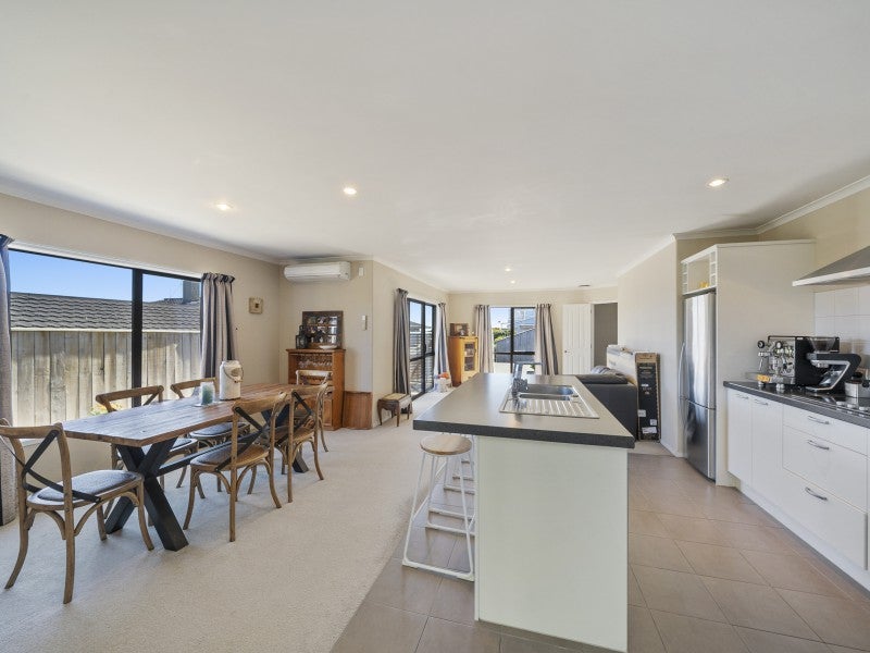 18A Nathan Avenue, Paraparaumu Beach, Paraparaumu - Carousel 2