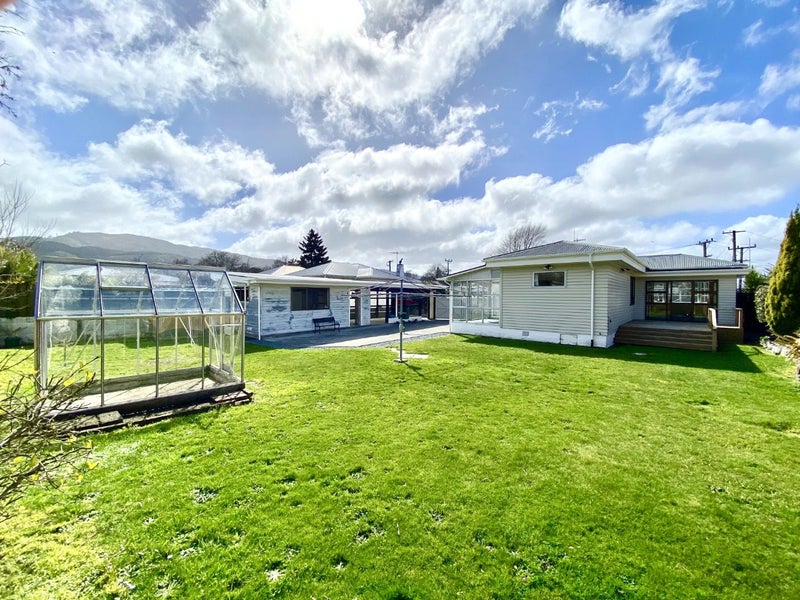 6 York Avenue, Heretaunga, Upper Hutt - Carousel 19