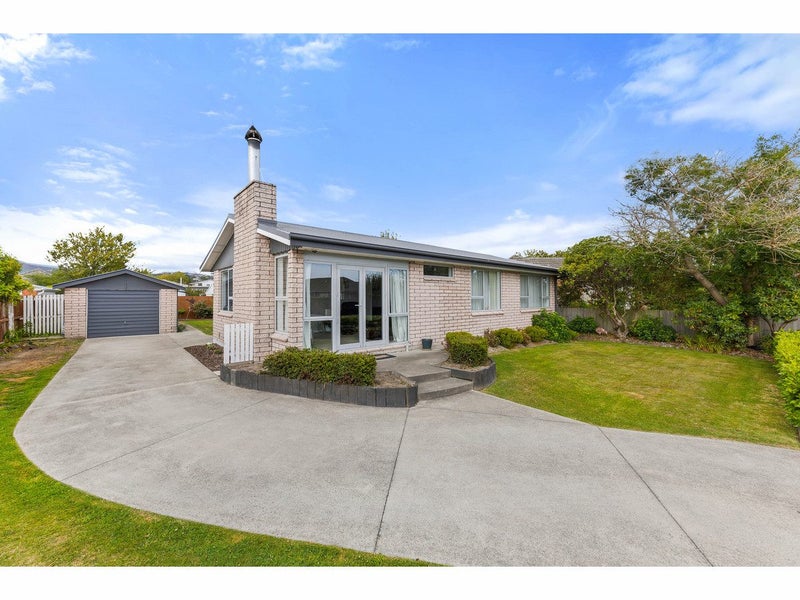 4 Chevy Place, Hoon Hay, Christchurch - Carousel 1