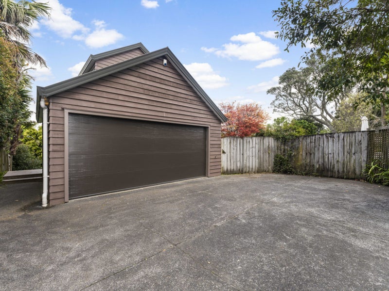 2/60 Rangatira Road, Beach Haven, Auckland - Carousel 2