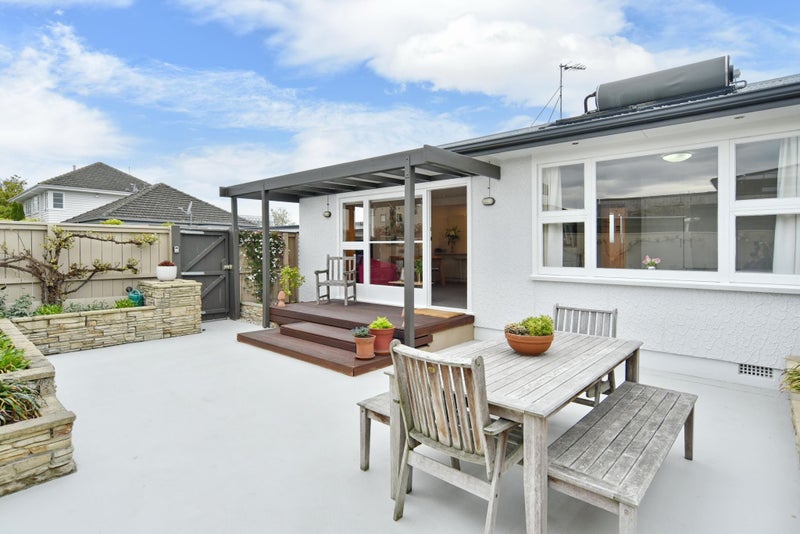 4/21 Winchester Street, Merivale, Christchurch - Carousel 2