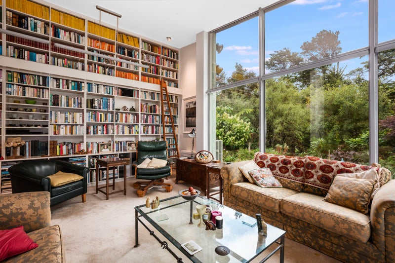 82 Blue Mountains Road, Pinehaven, Upper Hutt - Carousel 1