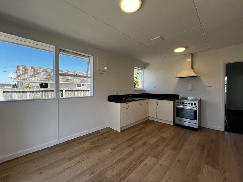 11 Bronwyn Street, Mairehau, Christchurch - Carousel 2