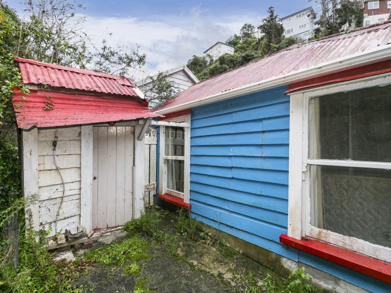 41 Holloway Road, Aro Valley, Wellington - Carousel 14