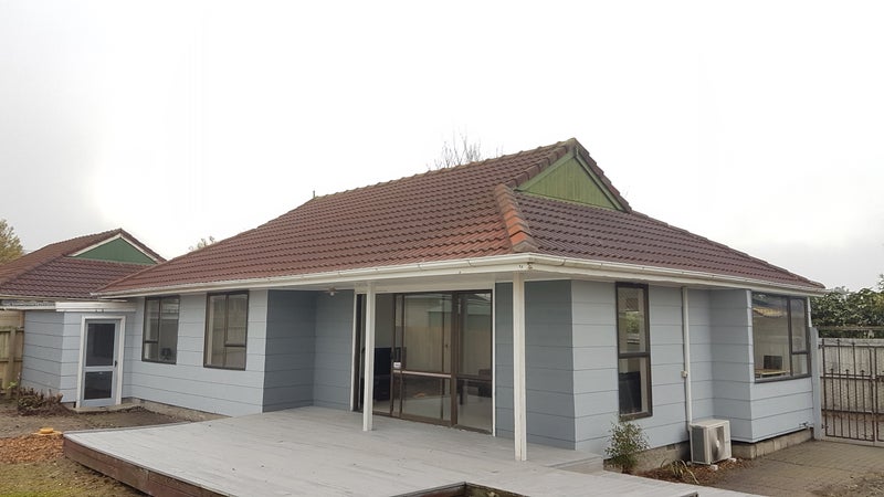 2/479 Wairakei Road, Burnside, Christchurch - Carousel 1