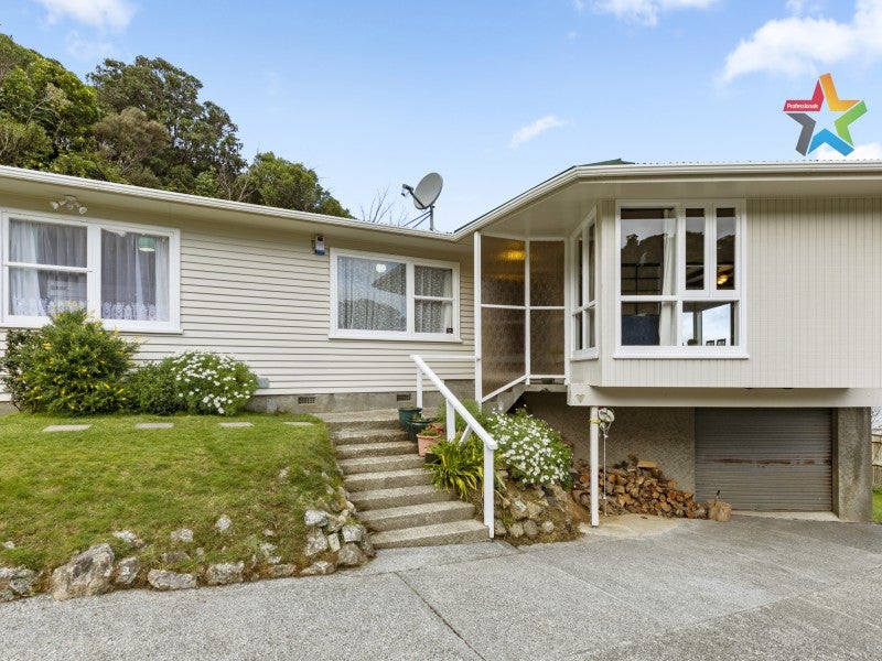 68 Dowse Drive, Maungaraki, Lower Hutt - Carousel 2