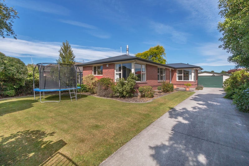20 Dunstan Crescent, Hornby, Christchurch - Carousel 1