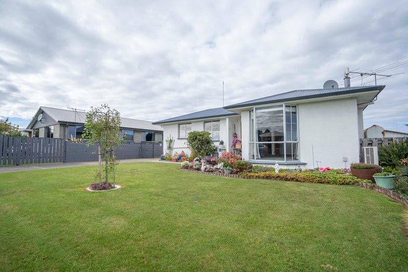 381 Centre Street, Rockdale, Invercargill - Carousel 1