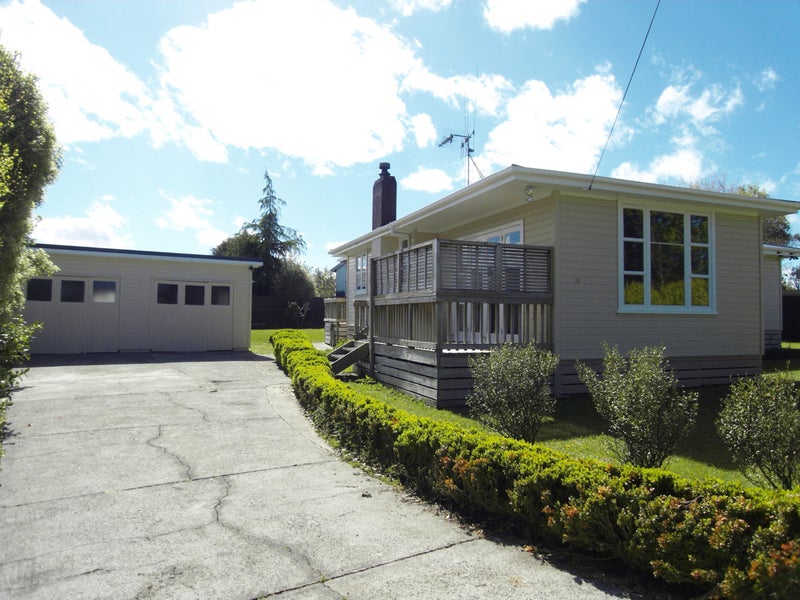 11 Pollen Crescent, Melville, Hamilton - Carousel 2