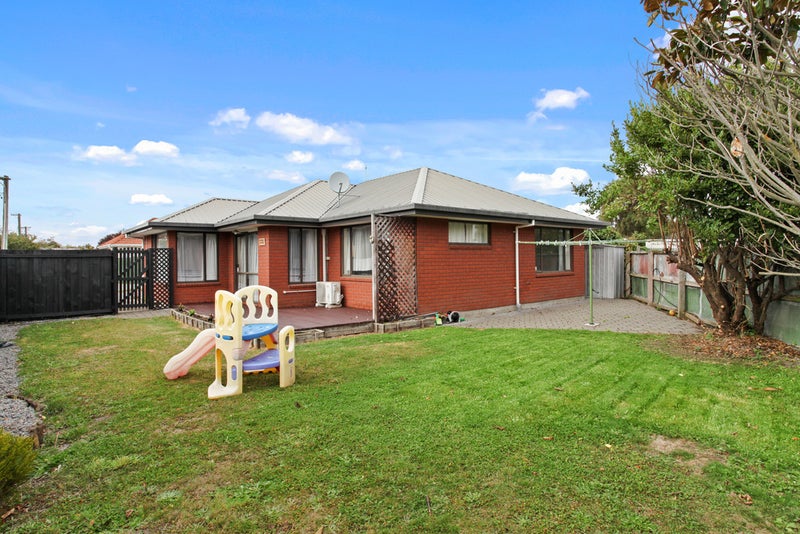 3/27 Wainoni Road, Wainoni, Christchurch - Carousel 1