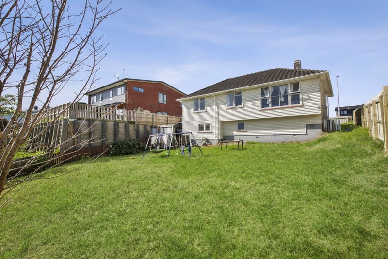 19 Pukeori Street, Marfell, New Plymouth - Carousel 1