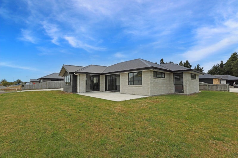 28 Geoff Geering Drive, Netherby, Ashburton - Carousel 18